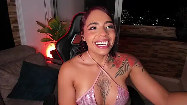 Snapshot of emilyfitness chatting on January 31, 7:07 am emilyfitness online show from January 31, 7:07 am
