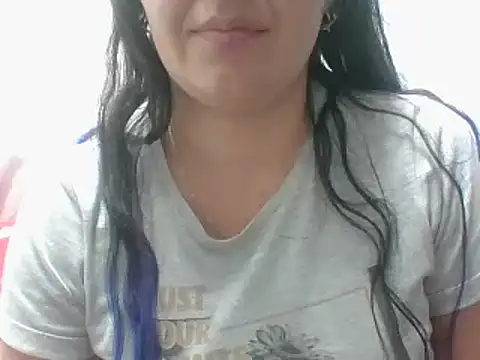  karlie kloss  online show from January 10, 11:50 pm