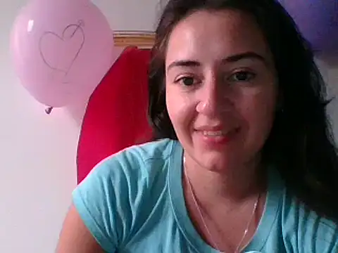  karlie kloss  online show from February 17, 10:36 pm