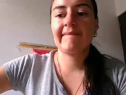  karlie kloss  online show from October 8, 9:45 pm