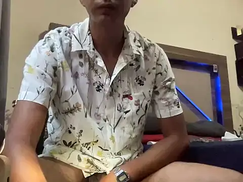 Snapshot of paulkrotz chatting on October 19, 10:54 pm paulkrotz online show from October 19, 10:54 pm