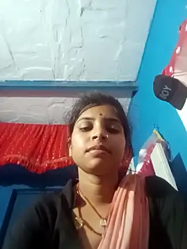 Snapshot of Nisha_Cute chatting on May 2, 11:10 pm Nisha Cute online show from May 2, 11:10 pm