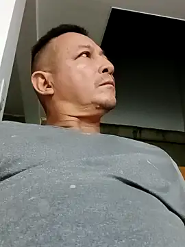 Snapshot of luchoarr chatting on February 6, 11:48 pm luchoarr online show from February 6, 11:48 pm