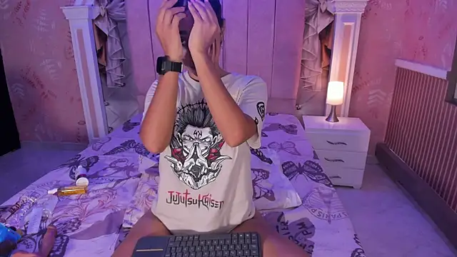 Snapshot of sheyla_sweet18 chatting on January 5, 3:53 am sheyla sweet18 online show from January 5, 3:53 am