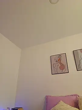 VictoriaEvaans  online show from September 30, 9:20 pm