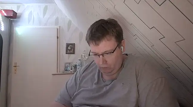 der alex38 online show from February 13, 10:33 pm