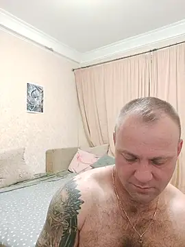 Snapshot of Crek666 chatting on July 15, 1:22 am Crek666 online show from July 15, 1:22 am