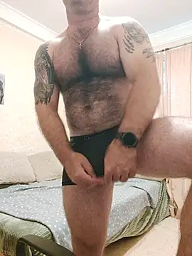 Snapshot of Crek666 chatting on July 19, 4:05 am Crek666 online show from July 19, 4:05 am