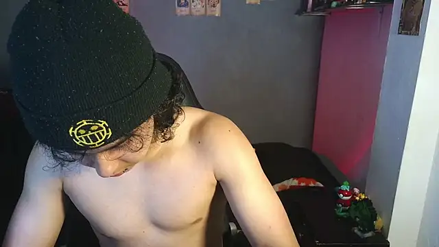 Snapshot of kairozz chatting on February 7, 9:37 pm kairozz online show from February 7, 9:37 pm
