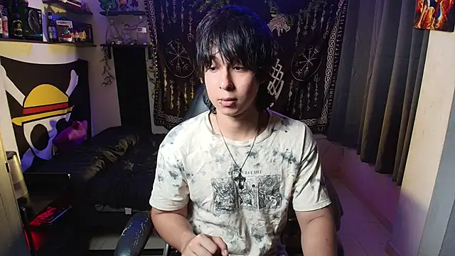 Snapshot of kairozz chatting on May 11, 11:13 pm kairozz online show from May 11, 11:13 pm