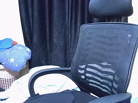 Horny-slut  online show from April 9, 6:19 am