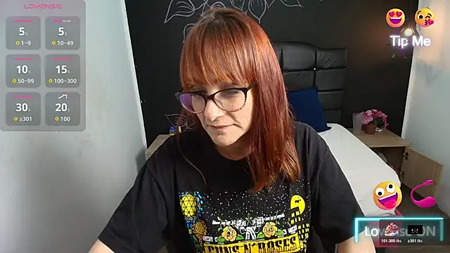 Snapshot of NatashaMason_ chatting on October 28, 3:10 am NatashaMason online show from October 28, 3:10 am