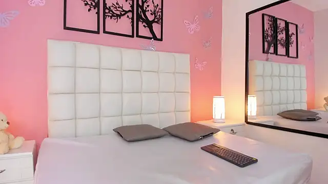 RenataJhonson  online show from March 11, 4:43 am