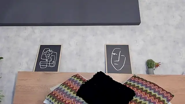 karina gomez 18 online show from April 14, 11:27 am