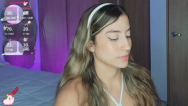 Issabela G1 online show from February 6, 4:50 am