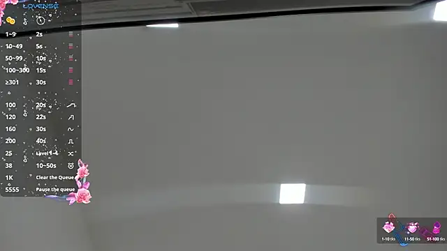 Snapshot of Bylie_Hills chatting on September 23, 9:29 pm Bylie Hills online show from September 23, 9:29 pm