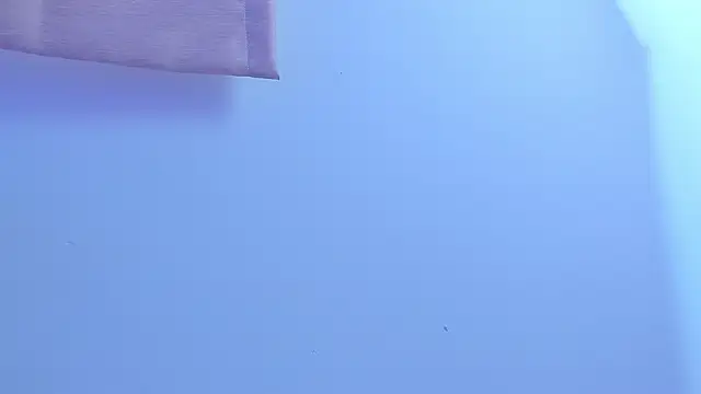 Snapshot of Bella__sweet chatting on December 27, 6:31 pm Bella sweet online show from December 27, 6:31 pm