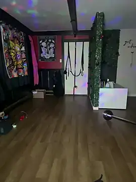 Snapshot of Luluof chatting on March 17, 9:22 am Luluof online show from March 17, 9:22 am