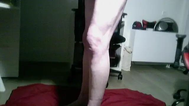 Snapshot of HotInMyAss chatting on May 15, 11:12 pm HotInMyAss online show from May 15, 11:12 pm