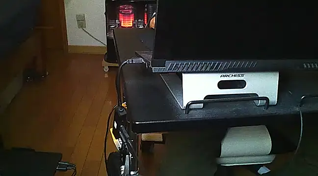 Snapshot of qoooqing67 chatting on December 12, 5:52 am qoooqing67 online show from December 12, 5:52 am