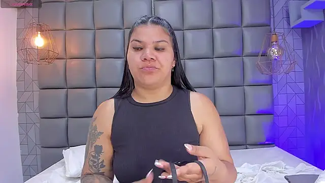 Snapshot of mile_uribe chatting on January 30, 10:19 am mile uribe online show from January 30, 10:19 am