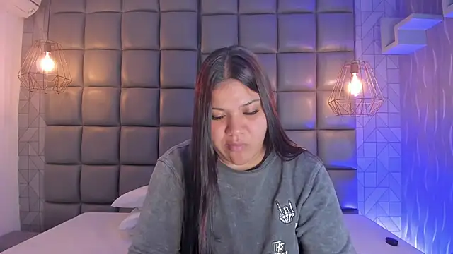 Snapshot of mile_uribe chatting on March 14, 3:04 am mile uribe online show from March 14, 3:04 am