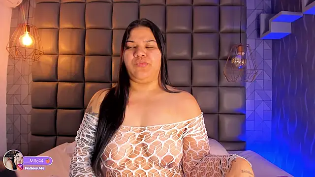 Snapshot of mile_uribe chatting on September 25, 3:32 am mile uribe online show from September 25, 3:32 am