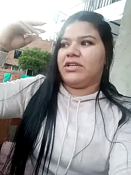 Snapshot of mile_uribe chatting on October 8, 10:51 pm mile uribe online show from October 8, 10:51 pm