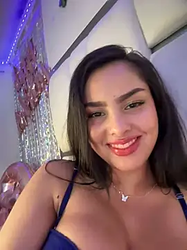 Snapshot of Maddy_Rouse_ chatting on January 15, 12:09 am Maddy Rouse  online show from January 15, 12:09 am