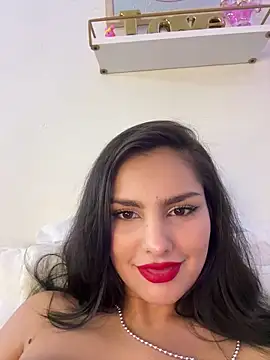 Snapshot of Maddy_Rouse_ chatting on March 14, 4:32 am Maddy Rouse  online show from March 14, 4:32 am