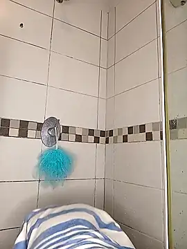 Lucy Blacksilk online show from March 3, 5:30 pm