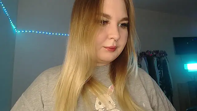 Snapshot of Greeenfriends6969 chatting on January 2, 9:18 pm Greeenfriends6969 online show from January 2, 9:18 pm