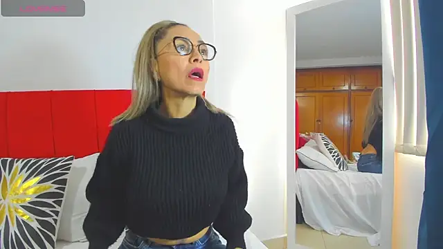 emagarcia online show from November 29, 12:52 pm