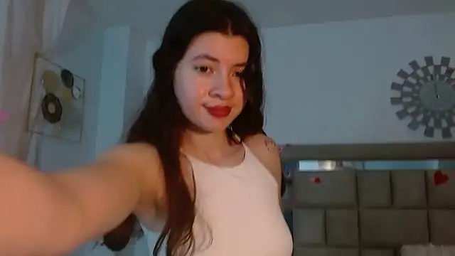 zoecruzz online show from March 6, 8:16 pm