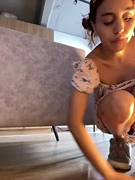 Katee Jones online show from October 30, 9:04 pm