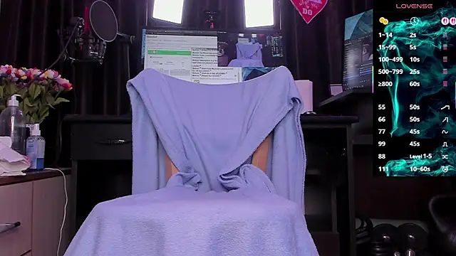 Raissa sky26 online show from April 20, 2:47 am