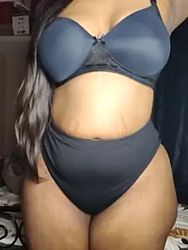 Snapshot of susmithasushi81 chatting on March 23, 7:18 pm susmithasushi81 online show from March 23, 7:18 pm