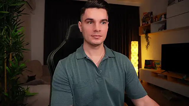 billypassion online show from February 15, 8:33 am