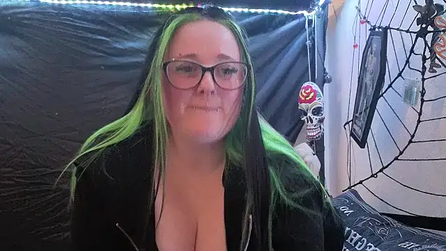 Snapshot of Bunny_Cummings chatting on February 6, 11:41 pm Bunny Cummings online show from February 6, 11:41 pm