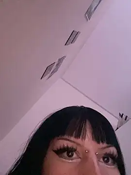 belletotosa online show from March 18, 4:04 am