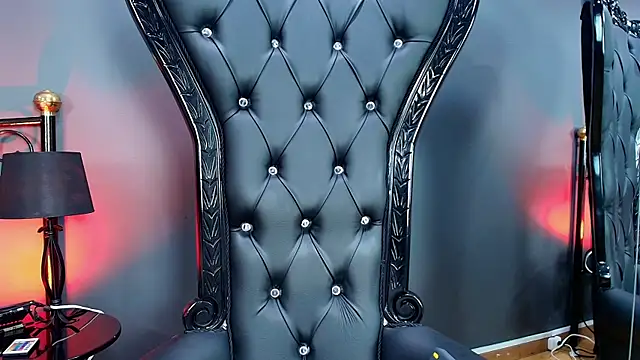 Snapshot of MelaniaKnauss chatting on February 7, 8:31 pm MelaniaKnauss online show from February 7, 8:31 pm