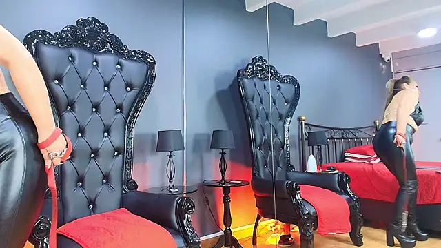 Snapshot of MelaniaKnauss chatting on March 13, 11:27 pm MelaniaKnauss online show from March 13, 11:27 pm