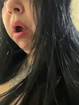 Snapshot of eva_sexx69 chatting on April 19, 1:21 pm eva sexx69 online show from April 19, 1:21 pm