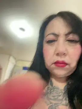 Snapshot of eva_sexx69 chatting on June 17, 12:07 pm eva sexx69 online show from June 17, 12:07 pm