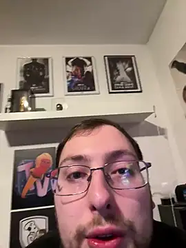 Snapshot of tipico0799 chatting on February 23, 5:34 am tipico0799 online show from February 23, 5:34 am