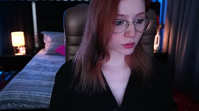Snapshot of Sasha_Exclusive chatting on January 16, 10:21 am Sasha Exclusive online show from January 16, 10:21 am