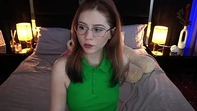Snapshot of Sasha_Exclusive chatting on January 27, 9:00 pm Sasha Exclusive online show from January 27, 9:00 pm