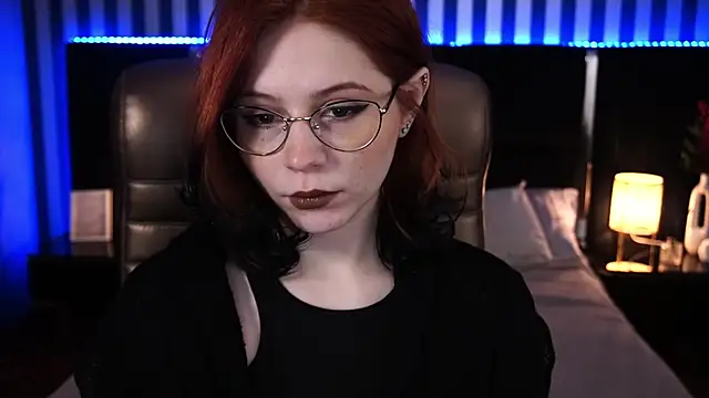 Snapshot of Sasha_Exclusive chatting on February 23, 8:22 pm Sasha Exclusive online show from February 23, 8:22 pm