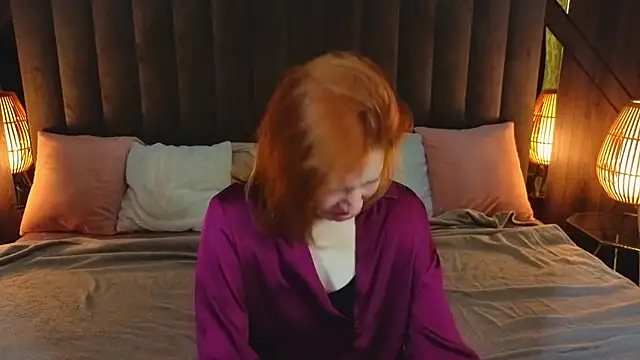 Snapshot of Sasha_Exclusive chatting on September 25, 6:06 am Sasha Exclusive online show from September 25, 6:06 am