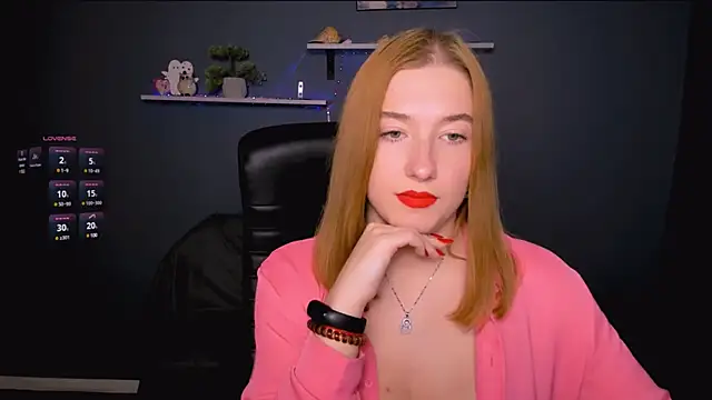 Snapshot of daisy_candy chatting on December 11, 1:58 am daisy candy online show from December 11, 1:58 am